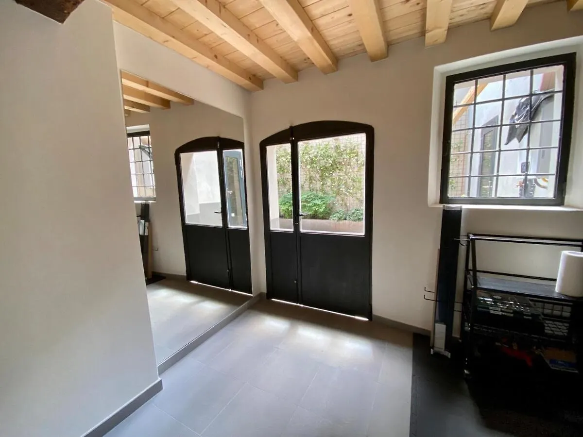 Zenone Monolocale Reggio Emilia Historic Center Lägenhet
